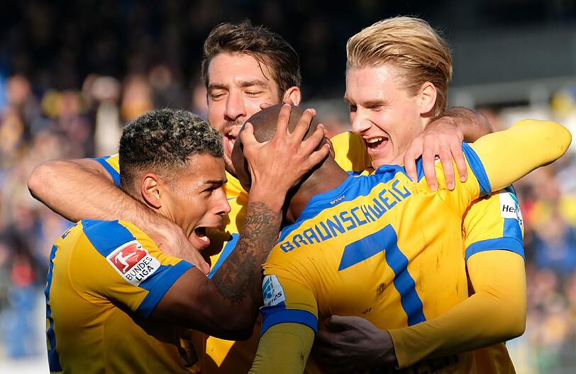 Braunschweig geht unbeirrt seinen Weg.