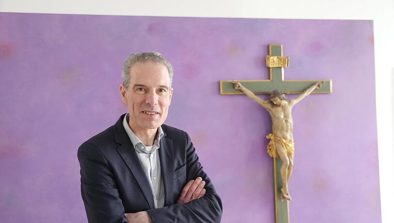 Stadtdekan Bernhard Liess im Verwaltungstrakt der Kirche St. Markus, an der Gabelsberger Straße 6.