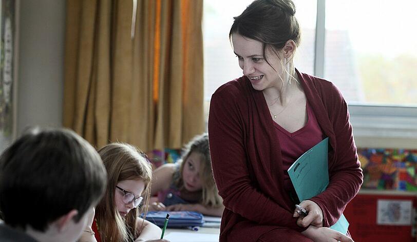 Florence (Sara Forestier) ist Lehrerin an einer Grundschule in Grenoble.