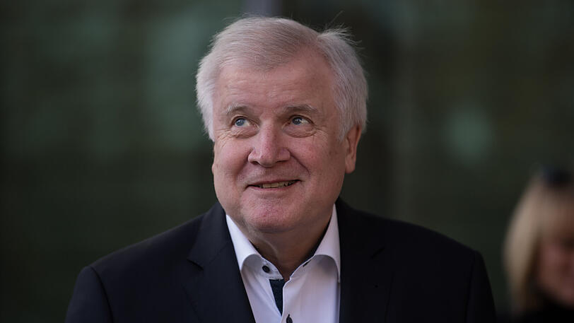 Auf dem Weg zum Treffen der Parteispitze in München: CSU-Chef Horst Seehofer.