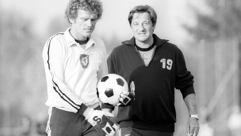 Einst gemeinsam für den FC Bayern: Torwart Sepp Maier (l.) und Trainer Gyula Lorant 1978. Einst gemeinsam für den FC Bayern: Torwart Sepp Maier (l.) und Trainer Gyula Lorant 1978.
