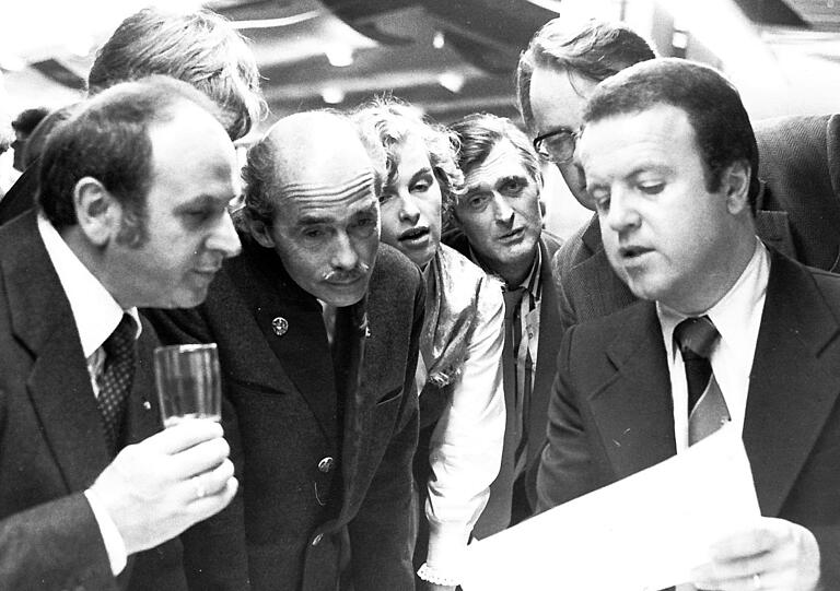 Mittendrin und voll dabei: Stankiewitz (3. v. r.) 1976 auf einer Pressekonferenz mit CSU-Generalsekretär Gerold Tandler (r.), dem CSU-Europa-Abgeordneten Otto von Habsburg und Innenstaatssekretär Erich Kiesl (l.).