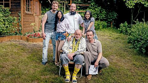 Noch bis Ende Juli laufen die Dreharbeiten f&uuml;r "Onkel Ruben und das Loch im Garten". Die Serie soll Ende des Jahres in der ARD-Mediathek gezeigt werden.