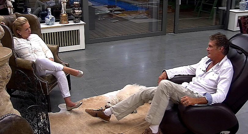 David Hasselhoff hat das "Promi Big Brother"-Haus nach vier Tagen verlassen. Seine besten Bilder aus dem Haus hier zum Durchklicken!