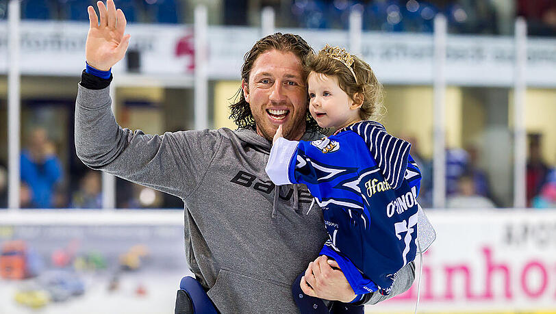 Sean O'Connor spielrt seit dieser Saison für die Straubing Tigers. Sean O'Connor spielrt seit dieser Saison für die Straubing Tigers.