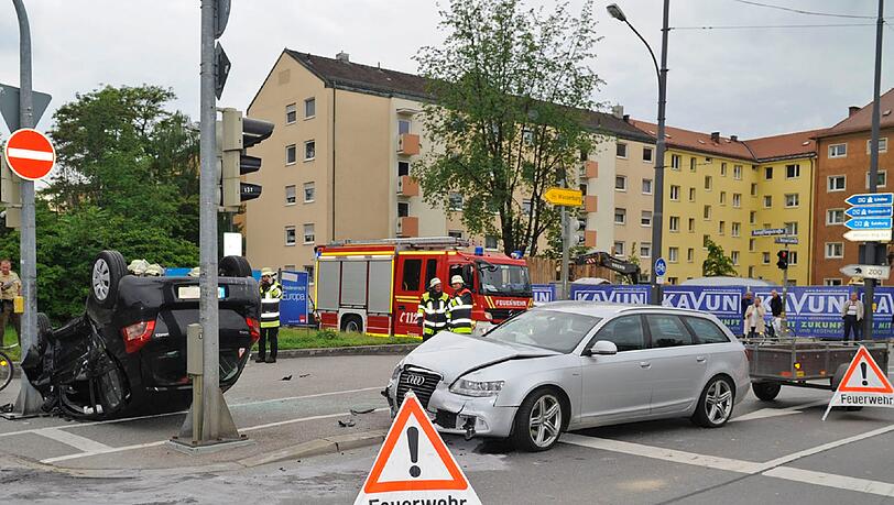 Die Bilder vom Unfall in Haidhausen. Die Bilder vom Unfall in Haidhausen.