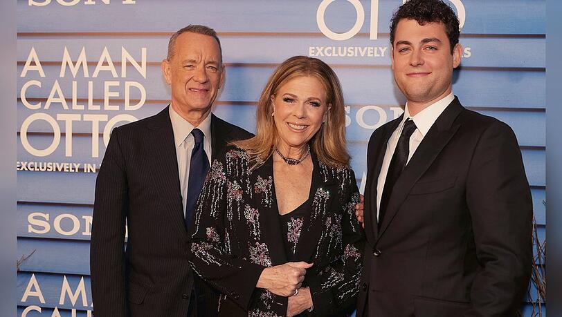 Tom Hanks und Rita Wilson zeigen sich bei der Vorstellung ihres neuen Films "Ein Mann namens Otto" in Begleitung ihres Sohns Truman.