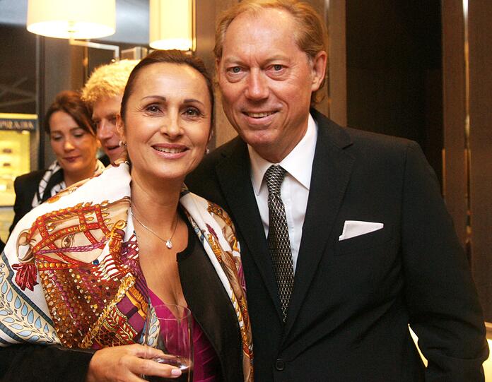 Der bekannte Schönheits-Chirurg Werner Mang mit seiner Ehefrau Sybille.