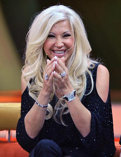 Carmen Geiss wird 50: Die Bilder von der Kult-Blondine!