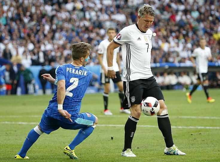 BASTIAN SCHWEINSTEIGER Ohne NOTE
Seine dritte EM-Einwechslung (76.), deutscher EM-Rekordspieler mit nun  
16 Einsätzen.