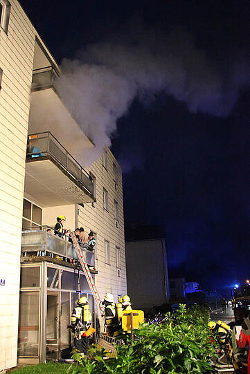 Die Bilder vom Feuerwehreinsatz in Waldkraiburg.