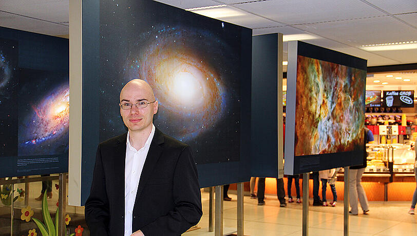 Experte vor Ort: ESA-Hubble-Experte Mathias Jäger. Experte vor Ort: ESA-Hubble-Experte Mathias Jäger.