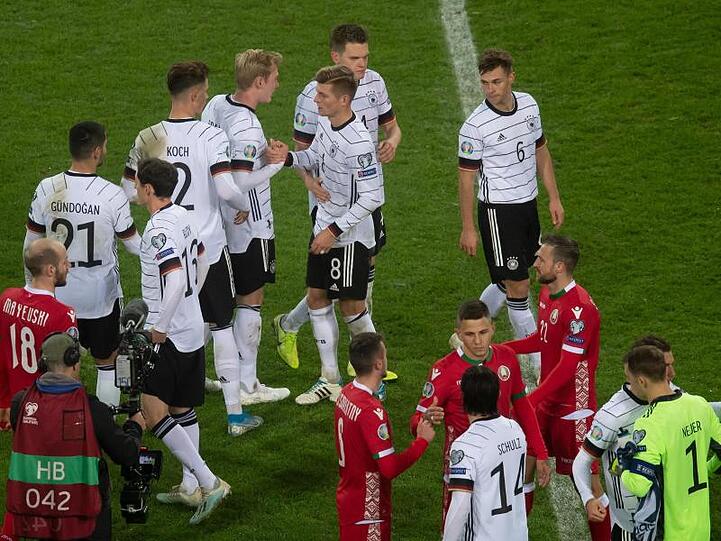 Das EM-Ticket ist gebucht, nun geht es für die deutsche Nationalmannschaft um den Gruppensieg.