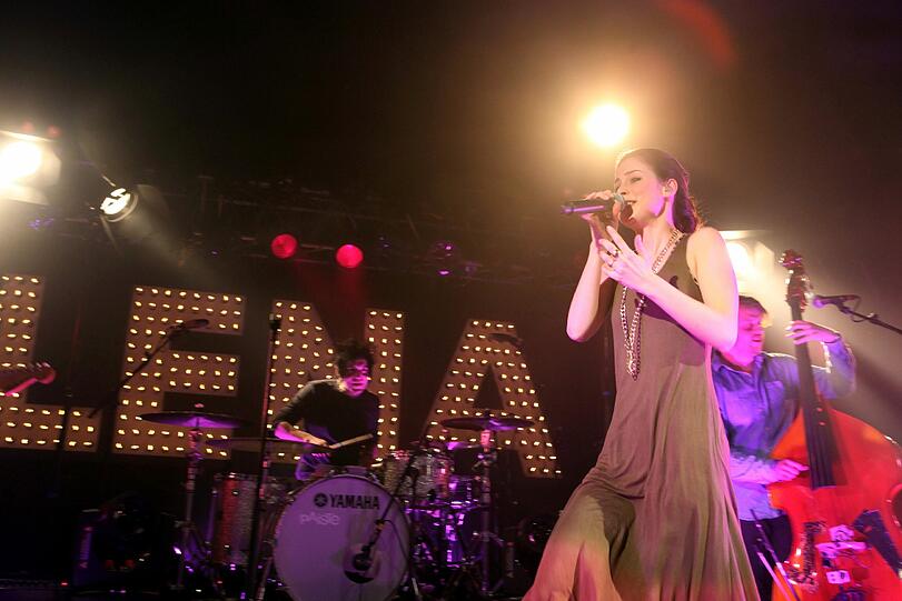 Die süße Lena Meyer-Landrut bei ihrem Auftritt in der Theaterfabrik in München. Die Bilder vom Konzert