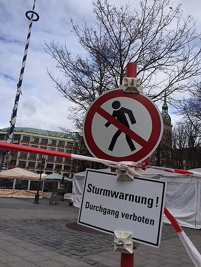 Auf dem Viktualienmarkt bleiben heute 30 von 110 Ständen geschlossen, unter anderem der Obstmarkt und Biergarten.
