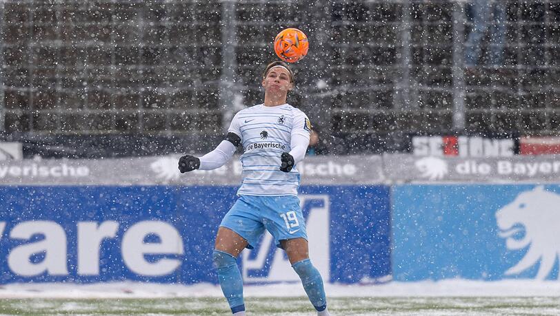 Fynn Lakenmacher erzielt das 2:0 beim 3:1-Heimsieg gegen Zwickau.