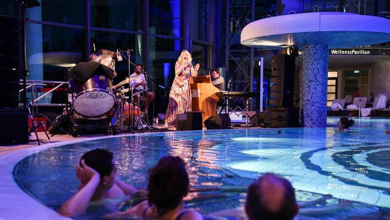 Ein Konzert in einer Therme beim Kissinger Klassikfestival 2018. Matthias Merz/Archivbild Foto: Matthias Merz Ein Konzert in einer Therme beim Kissinger Klassikfestival 2018. Matthias Merz/Archivbild Foto: Matthias Merz