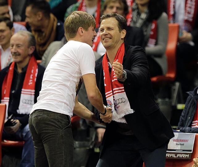 Sowie mit Nationalspieler Toni Kroos.