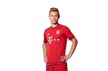 Joshua Kimmich: Keine Note. Kam nach 87 Minuten für Robben, um das Ergebnis über die Zeit zu bringen.