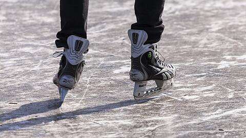 Im Eis- und Funsportzentrum West ist die diesjährige Eislaufsaison gestartet.