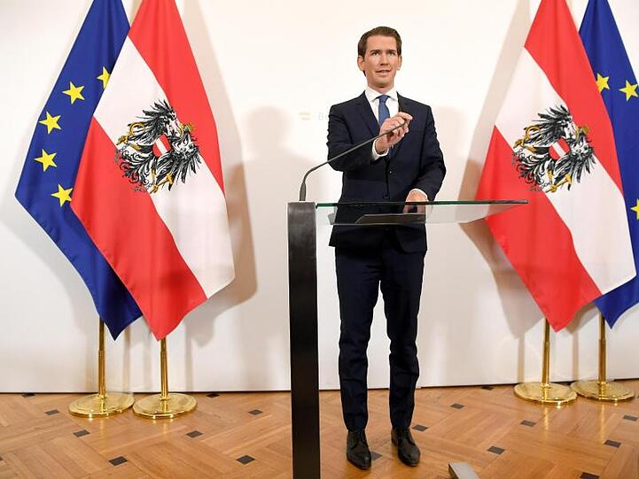 Bundeskanzle Sebastian Kurz am Samstag bei der Pressekonferenz zur Koalitionskrise.