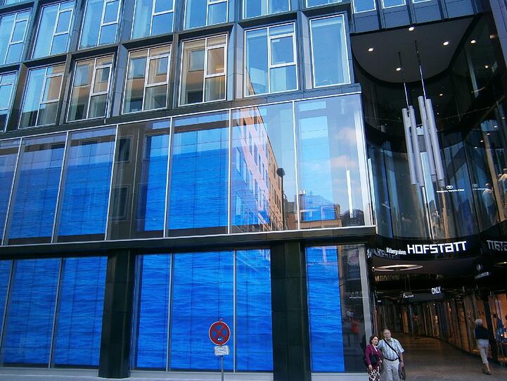 Gesehen in der Hofstatt: Das scheinbar blaue Wasser.