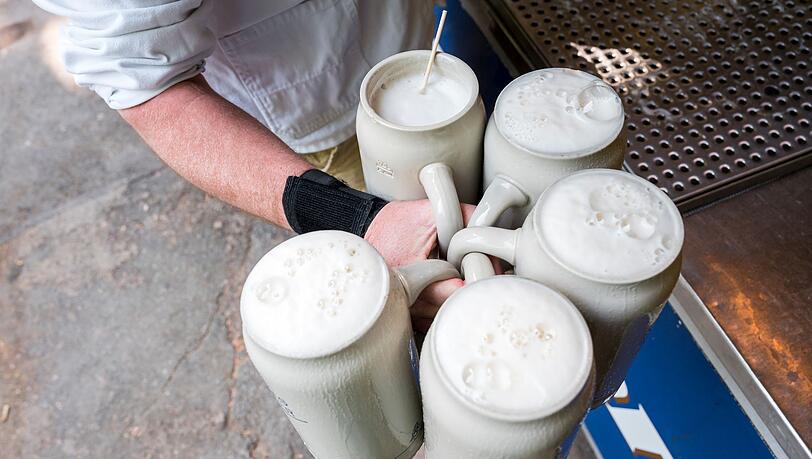 Bier gehört zur fränkischen Kirchweih dazu. (Archivbild)