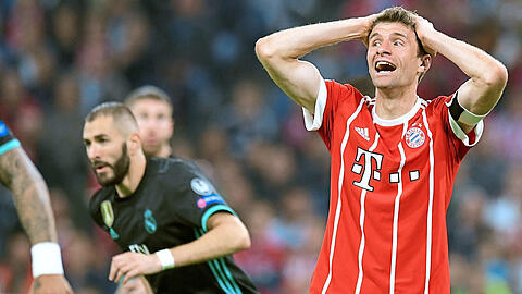 Frust bei Thomas Müller: Die Bayern haben das Halbfinal-Hinspiel in der Allianz Arena verloren.