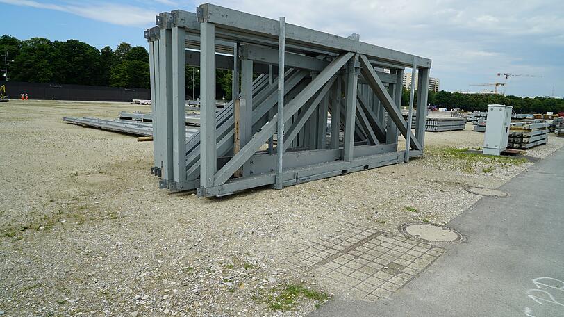 Die Bilder vom Start des Aufbaus der Theresienwiese am 10. Juli.