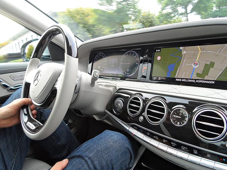 Der Mercedes S 500 Plug-in-Hybrid: Nur die Aufschrift am Heck und die zusätzliche Klappe in der hinteren Stoßstange weisen auf die zusätzliche Kraftquelle in Form eines dicken Akkus im Kofferraum hin.