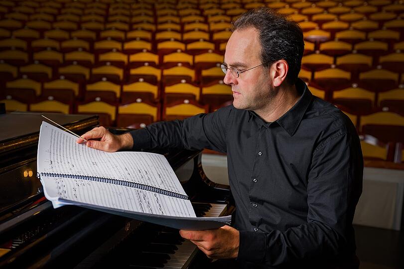 Der Dirigent Joachim Tschiedel setzt sich für vergessene Musik der Klassik ein.