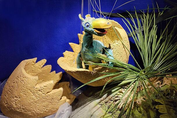 Karten für die Augsburger Puppenkiste sind schwer zu bekommen. Aber es gibt auch ein Museum, wo man Urmel aus dem Eis bewundern kann.