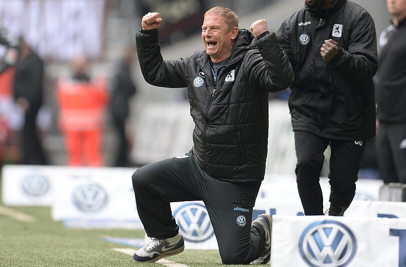 Erstes Spiel, erster Jubel: Torsten Fröhling, neuer Trainer des TSV 1860.