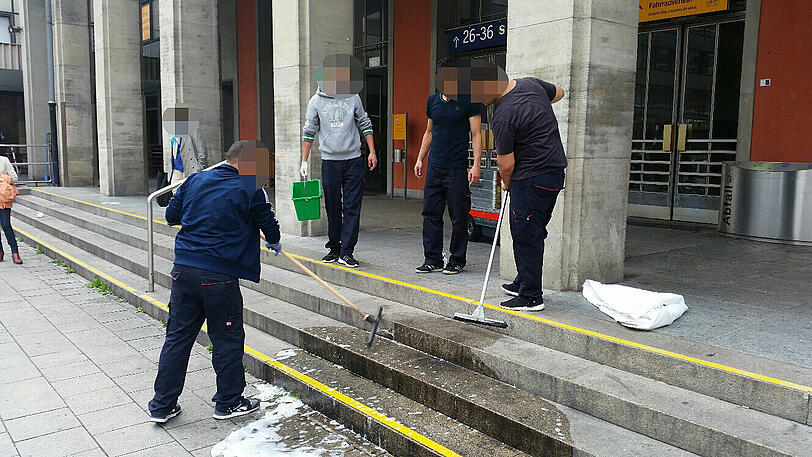Ebola-Verdacht am Hauptbahnhof in München: Die Bilder vom Polizeieinsatz.