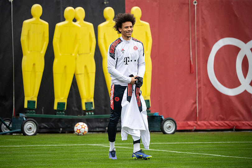 Leroy Sané kommt zum Abschlusstraining.