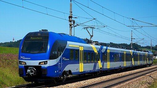 Privatbahn Bayerische Oberlandbahn, kurz BOB hatte zum Fahrplanwechsel Mitte Dezember die Strecke von der Deutschen Bahn übernommen. Seitdem gab es Probleme auf dieser Strecke. Privatbahn Bayerische Oberlandbahn, kurz BOB hatte zum Fahrplanwechsel Mitte Dezember die Strecke von der Deutschen Bahn übernommen. Seitdem gab es Probleme auf dieser Strecke.