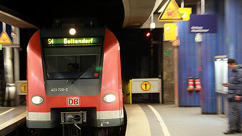 Stammstreckensperrung am Donnerstag. Zwischen Hackerbrücke und Ostbahnhof verkehren seit 5.50 Uhr keine S-Bahnen.