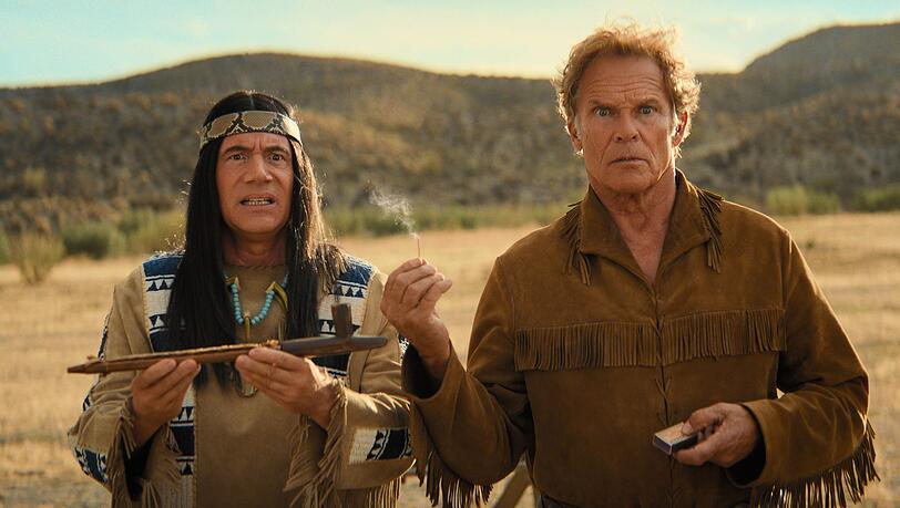 Michael Bully Herbig (l.) und Christian Tramitz sind wieder als Blutsbrüder zu sehen in der Western-Parodie "Das Kanu des Manitu". (Handout)
