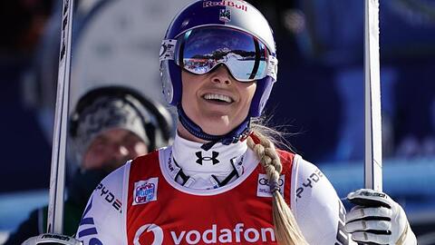 Lindsey Vonn raste bei der Abfahrt in Cortina d'Ampezzo auf Rang 15.