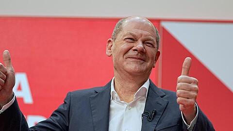 Seine SPD hat der Ampel-Koalition zugestimmt: der wohl künftige Kanzler Olaf Scholz darf sich freuen.