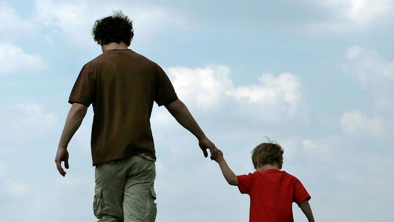 Mehr Zeit für die Kinder: Dafür wollen viele Väter auch finanziell kürzer treten Mehr Zeit für die Kinder: Dafür wollen viele Väter auch finanziell kürzer treten