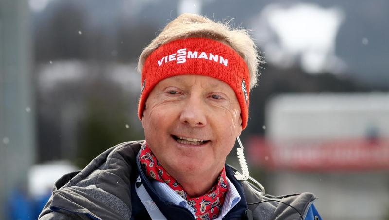 Skisprung-Renndirektor Walter Hofer lächelt während des Probedurchgangs. Foto: Daniel Karmann/dpa/Archiv Skisprung-Renndirektor Walter Hofer lächelt während des Probedurchgangs. Foto: Daniel Karmann/dpa/Archiv