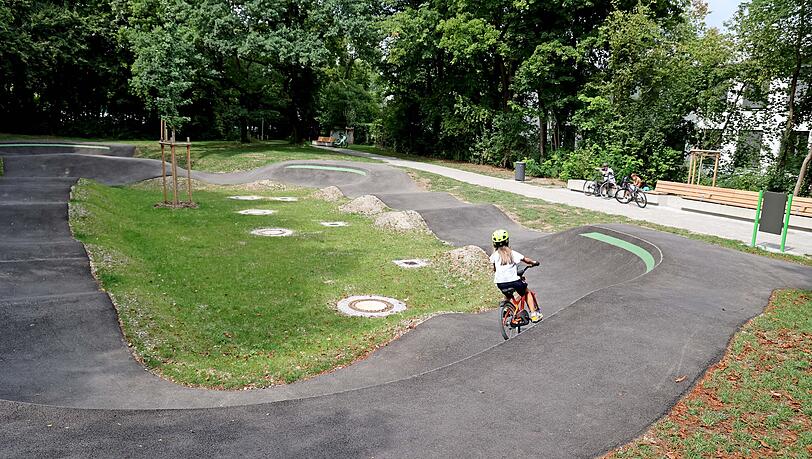 So sieht der neue Pumptrack in Berg am Laim aus.