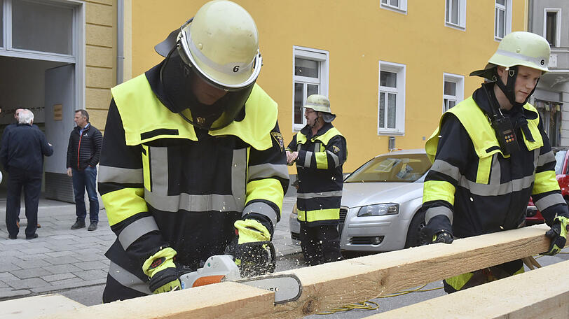 Feuerwehreinsatz in der Daiserstraße in München-Sendling.
