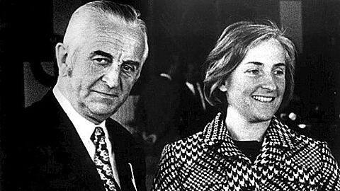 Der Unternehmer Herbert Quandt und seine Frau Johanna.