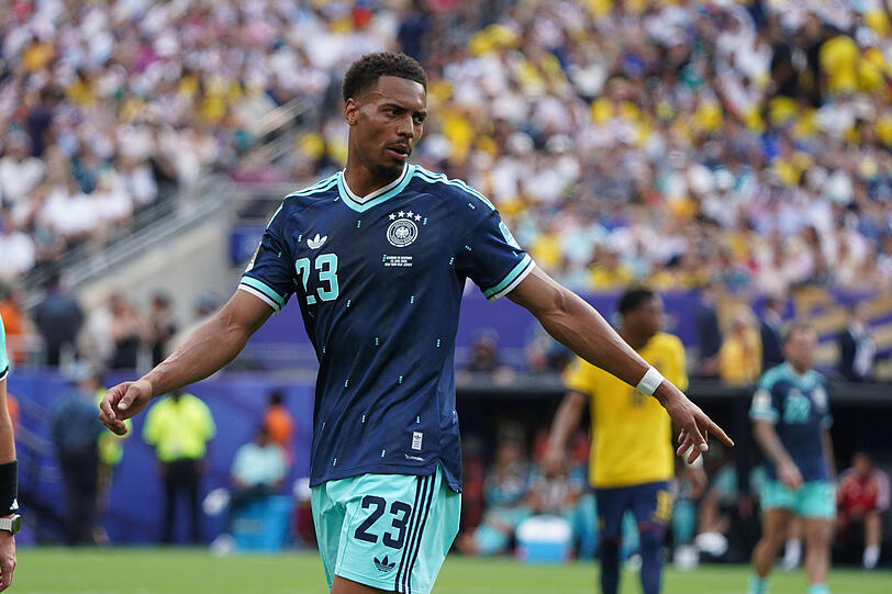 Der Mittelfeldspieler Felix Nmecha.
