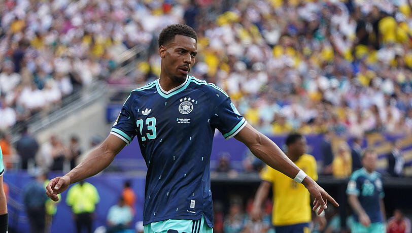 Der Mittelfeldspieler Felix Nmecha.