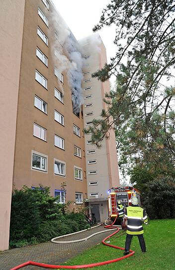 Feuer in einem Münchner Hochhaus: Die Bilder