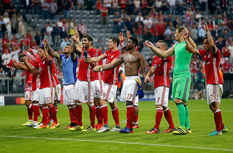 Wollen auch beim zweiten Wiesn-Heimspiel der Saison jubeln: Die Profis des FC Bayern.