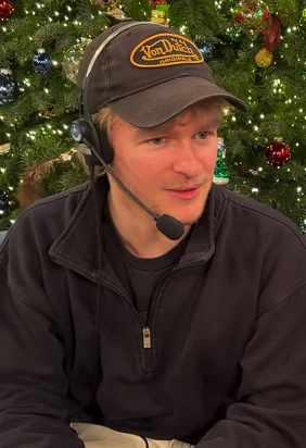 Ole Heinrichs im "Sat.1 Frühstücksfernsehen". Ole Heinrichs im "Sat.1 Frühstücksfernsehen".